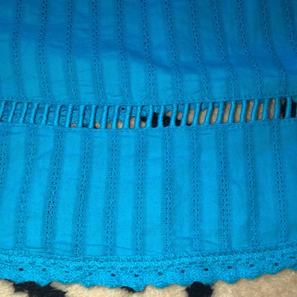 NWT Sloane Rouge cold shoulder bell sleeve top - Picture 9 of 10